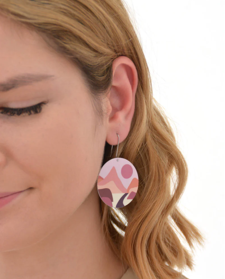 Kitty Came Home - Lily of the Valley, 36mm Shepherd Hook